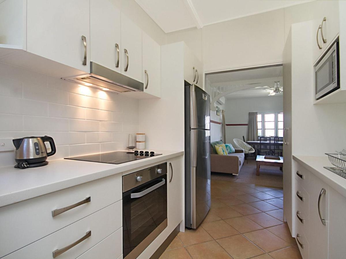 Tondio Terrace Flat 1 *